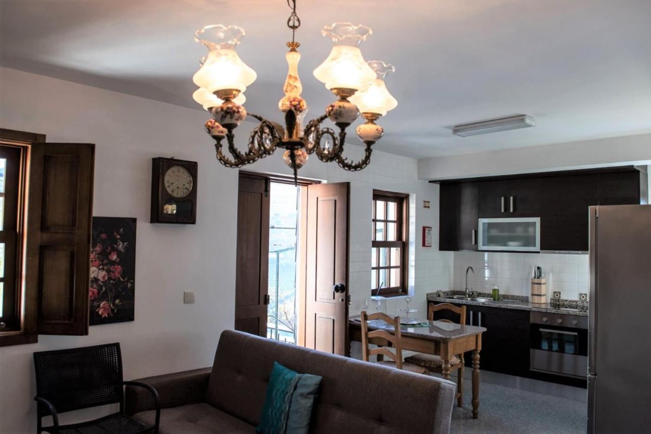 Villa Casa Foz Do Corgo - Private Pool, Gardens And River Access *