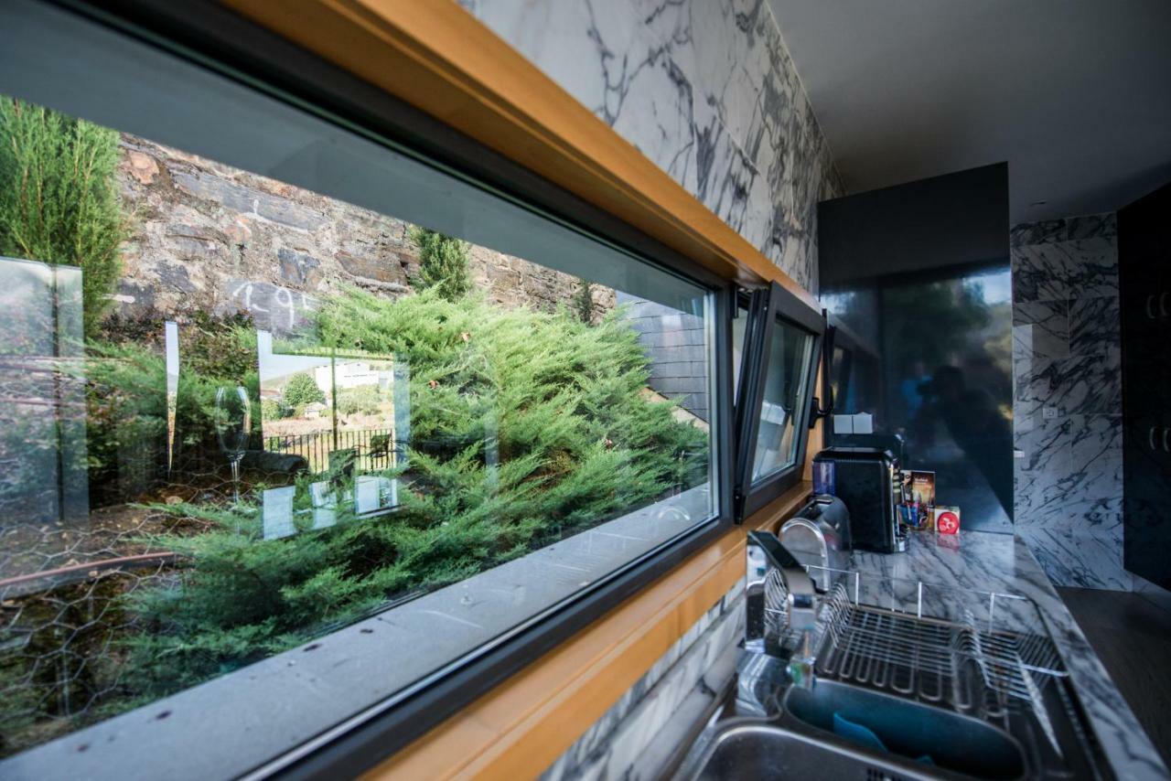 Villa Casa Foz Do Corgo - Private Pool, Gardens And River Access Peso da Regua
