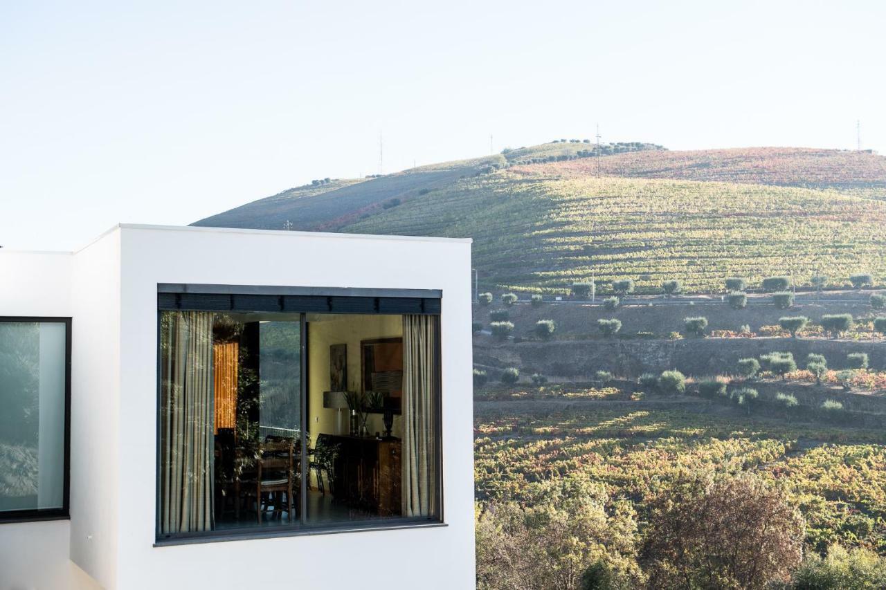 Casa Foz Do Corgo - Private Pool, Gardens And River Access Villa Peso da Regua