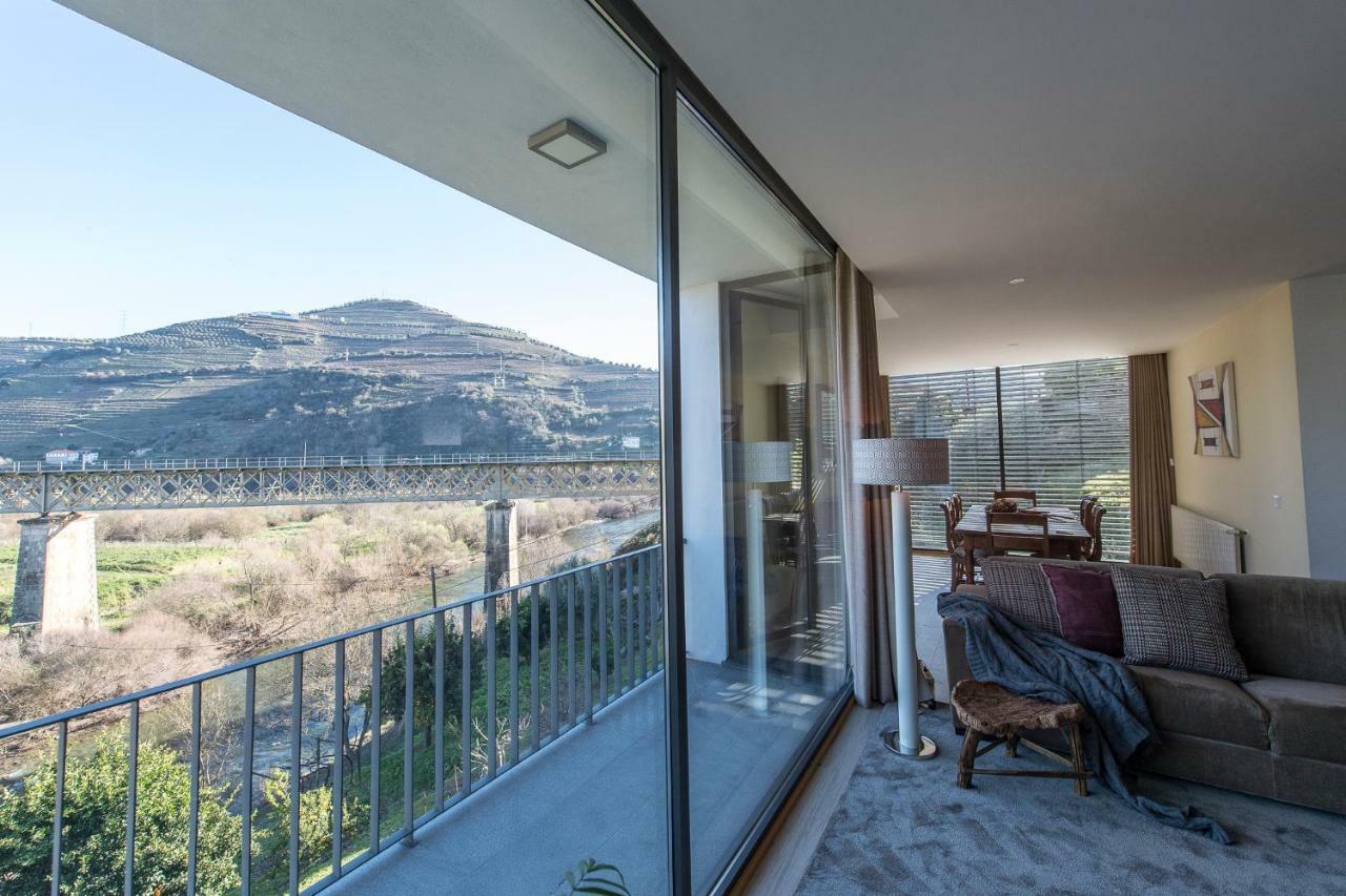 Casa Foz Do Corgo - Private Pool, Gardens And River Access Villa *