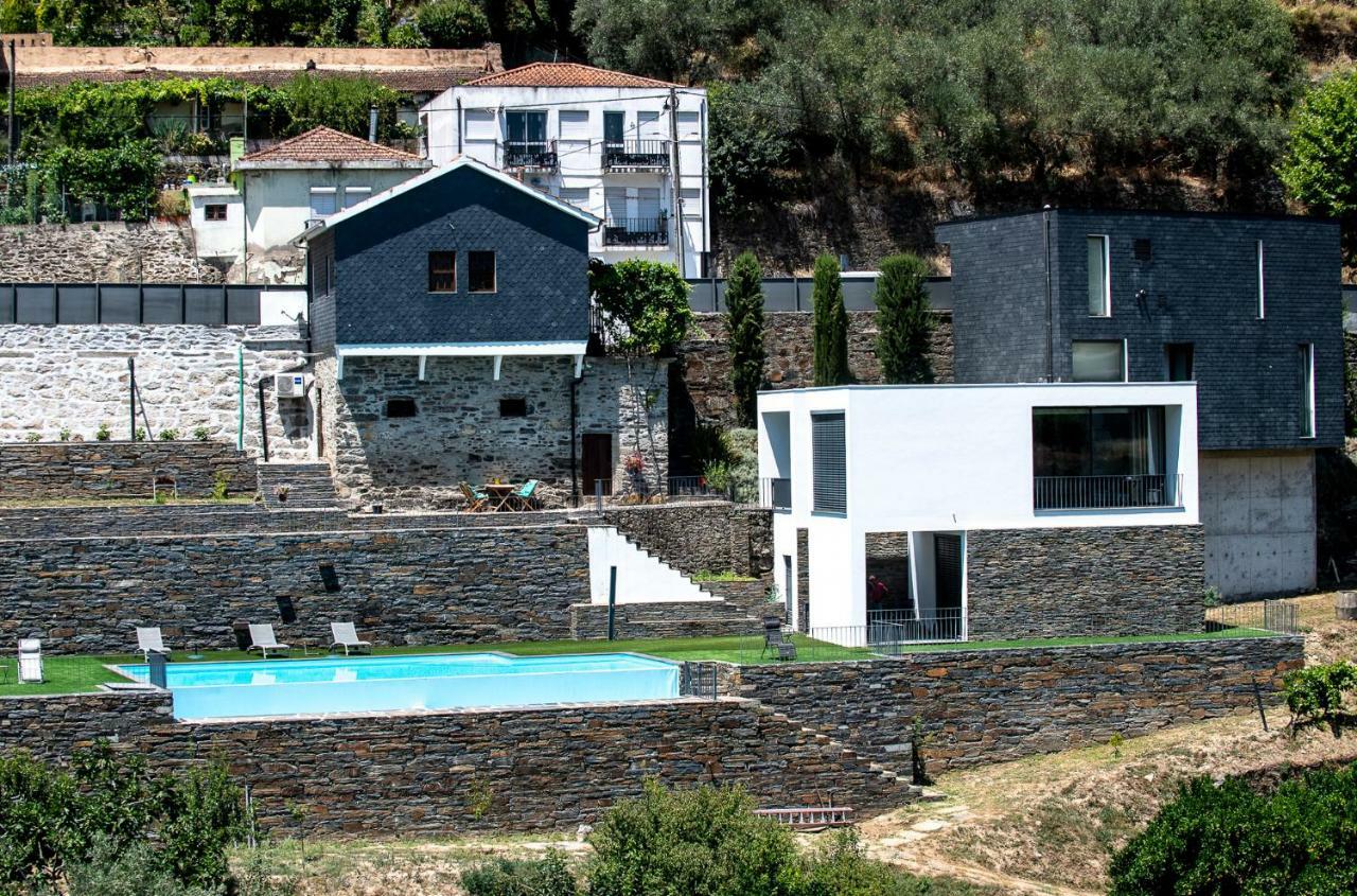 Casa Foz Do Corgo - Private Pool, Gardens And River Access Villa Peso da Regua